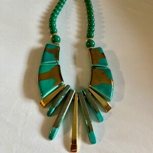 Vintage costume turquoise necklace